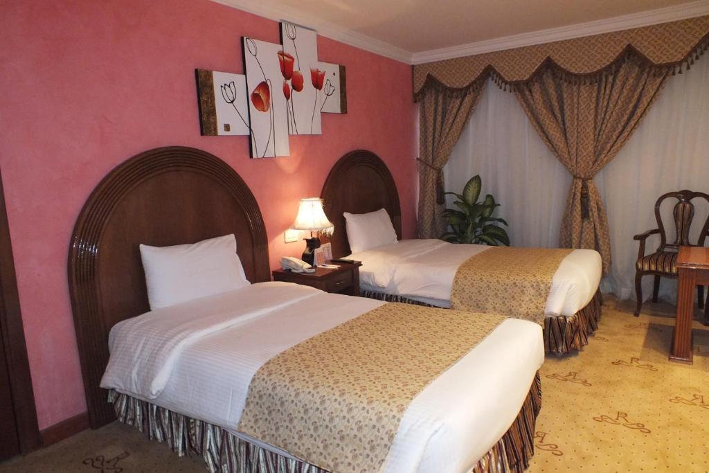 Hotel Di-Palace Rijád Pokoj fotografie
